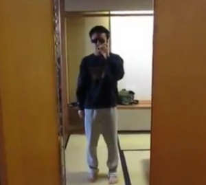 【悲報】syamu_gameさん、ホテル浦島で鏡の中の自分と入れ替わっていた