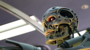 AIが人類滅亡させるリスク「核戦争と並ぶ」、業界トップら警鐘