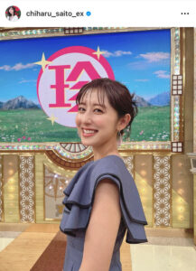 斎藤ちはるアナ、「ツンツンおだんごヘアー」の収録オフショットを公開！