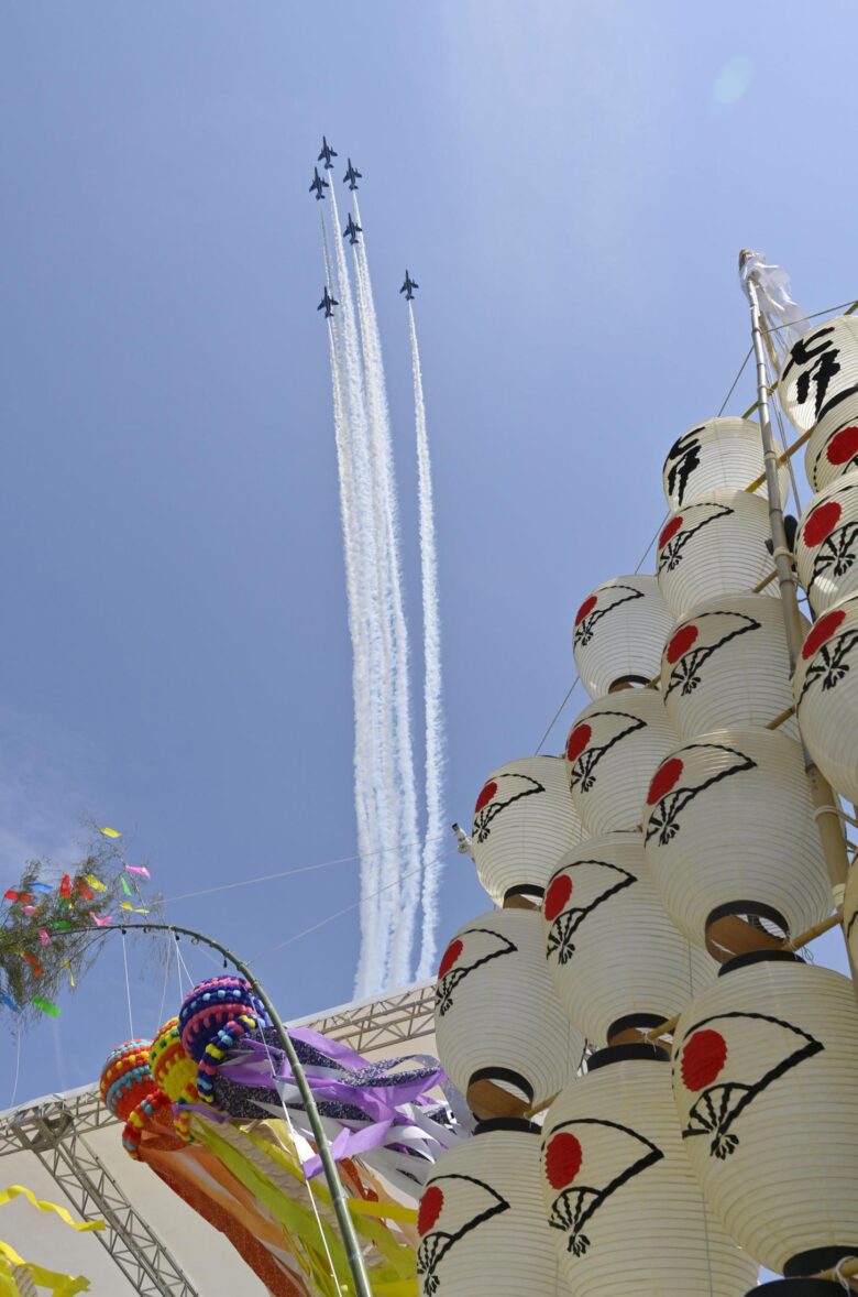 東北絆まつりが青森で開幕！ブルーインパルスも祈りの空を舞う