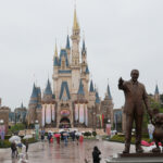 #驚愕の値上げ ！東京ディズニーリゾート、大人1日券が初の1万円超えに