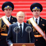 プーチン氏、治安機関を称える演説で内戦阻止をアピール