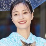 【画像20枚】熱愛発覚後の広瀬すずの美貌に注目！モノクロのオーラが一層引き立つ