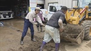 台風７号の影響を受けた京都の夏の伝統行事「五山送り火」が美しい光景で再開