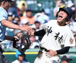 仙台育英・湯田先発登板で5者連続三振を含む4回無失点8K!夏の甲子園連覇へ勝利へと近づく!
