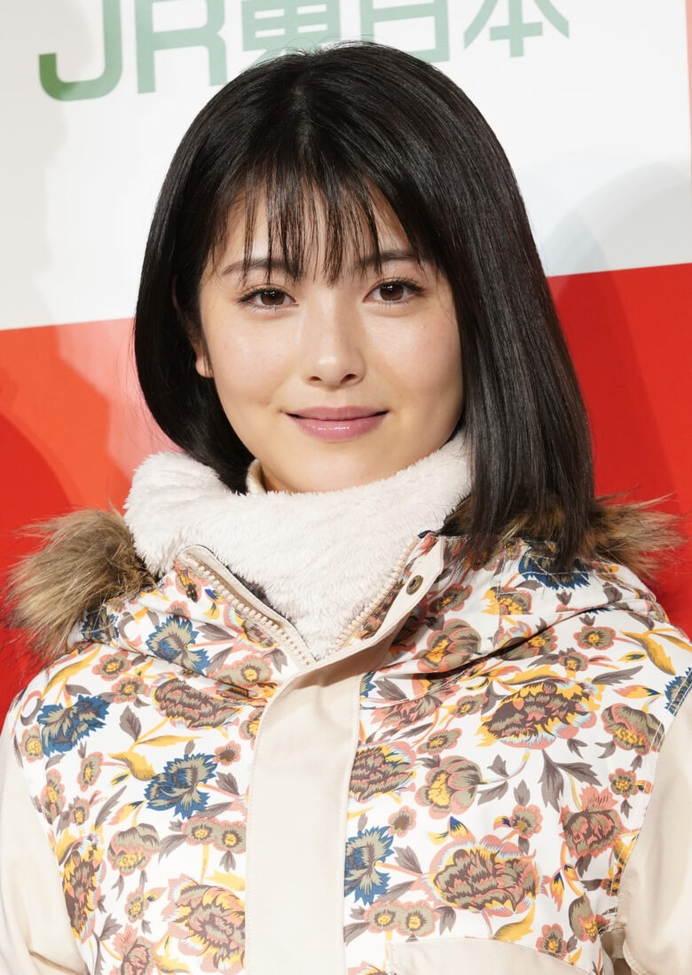 「憧れの存在・浜辺美波が『ゴジラ-1.0』に出演！ファン歓喜の朝ドラ夫婦共演」