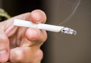 【朗報】タバコを吸うメリットすげえええええ！！！！！