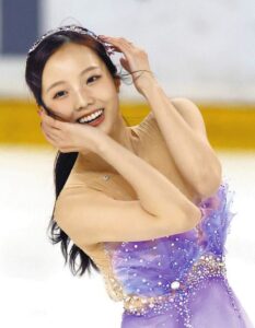 【画像】本田真凜ちゃんって、体が柔らかいよね!?