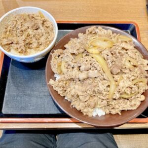 【質問】すき家のキング牛丼、挑戦した方いますか!?