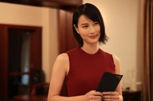 【女優】「あまちゃん」でブレイクから１０年…橋本愛、大人な表情の肌見せショットに絶賛の声「美しい…！」