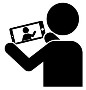 【悲報】宮迫博之さん、蛍ちゃんにすり寄る