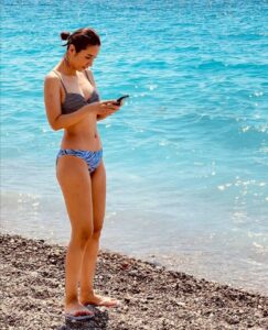 【画像34枚】鈴木紗理奈ってエロくて良い歳の取り方してるよなｗｗｗｗｗｗｗｗｗｗｗｗｗｗｗｗ