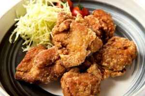 【謎】唐揚げ店倒産急増、一体なぜ!?