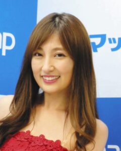【タレント】熊田曜子さん、割れた腹筋の美ボディでポールダンス　肉体美を披露！