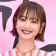 【たくさんあるから？】佐々木希さんの「あるお菓子」に議論が白熱することに