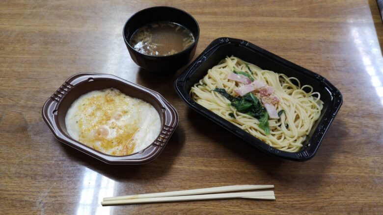 【画像】昔は500円あればこのレベルの食事ができたらしい・・・