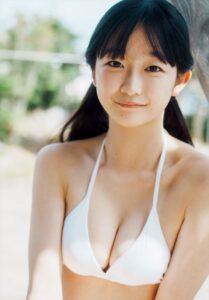 【グラドル】東雲うみさんのおっぱいデカすぎ！！