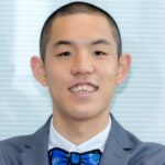 【画像】四千頭身の都築さん、60万円のトレーナーを着て服好き芸人の貫禄を見せる