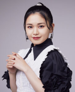 【悲報】東京出身の平井美葉ちゃん、久々にマックを召しあがる