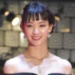 【女優】剛力彩芽さん、純白ウェディングドレス&左手薬指に指輪キラリ 「美しすぎる」「綺麗」絶賛の声