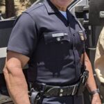 【画像】勤続43年のアメリカのベテラン警官がこちら