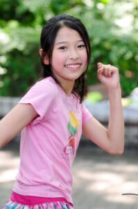 【画像】ももクロの黄色って昔から可愛いんだぞ!