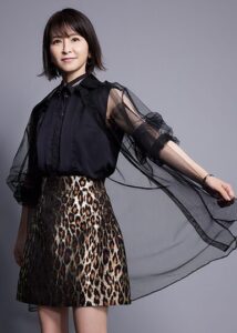 【画像】森高千里(55)「ミニスカートはとてもムリよ若い子には負けるわ」