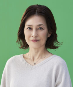 【画像】森尾由美「大好き五つ子で集まったw」パシャ