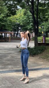 【画像】MBS新人女子アナ(176cm)のスタイルが良いね!