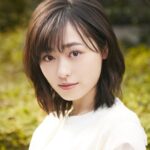 【朗報】福原遥ちゃんの意外とムッチリした二の腕がイイネ!