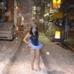 【画像】JK「1時間目水泳だから水着着て登校しちゃった」