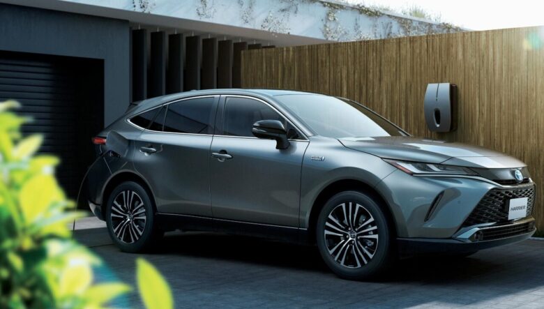 【画像】2024年に日本で売れた車TOP10がこちらw