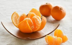 【悲報】みかん、1個300円を超える