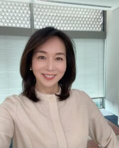 【画像】「こんなおばさん(57)でもいいの…？」