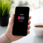 【朗報】スマホのカーボンバッテリー、軽量化で従来比4000→7000mAhに