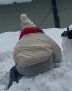 女性アイドル（21）さん、ケツがデカすぎてしまう4