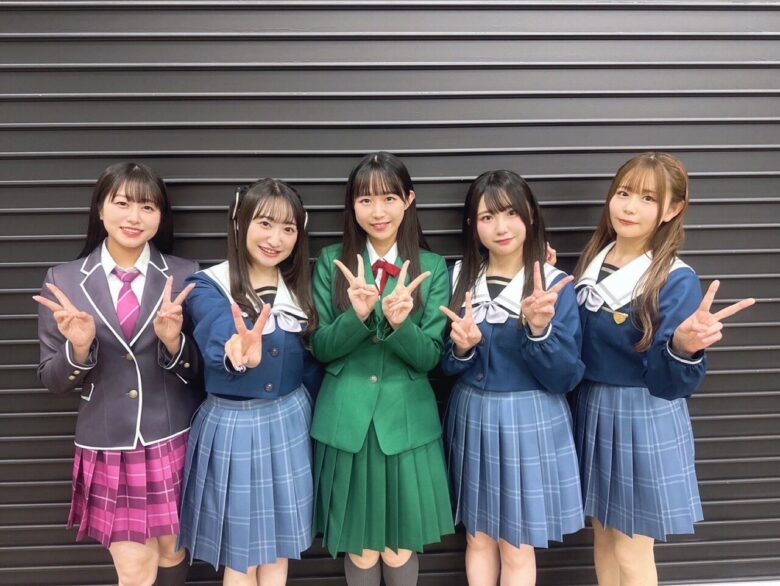 【画像】声優のお姉さんがJC制服着てみた結果ｗｗｗこれは犯罪やなｗｗｗ