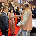 【画像】握手する浜辺美波ちゃんの愛らしさについて考えてみた