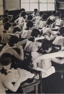 【画像】戦前の女学校ｗｗｗ