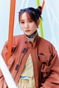 【画像】YOASOBIのいくらちゃん、ヘアピンをプレゼントされる