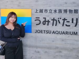 【画像】着衣爆乳さん、柔らかそうすぎてなんかもうすごいｗｗｗ