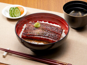 【画像】うなぎを１０匹以上使ったうな丼がコチラ