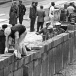 【衝撃】ベルリンの壁こんなにちっこかったwwwwwwwwwwwwwwwwwwwwwwwwwwwwwwwwwwwwwwwww