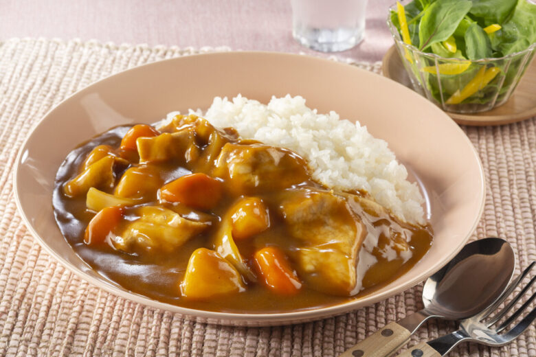【画像】「朝ごはんからカレー」→アリですか！？ナシですか！？