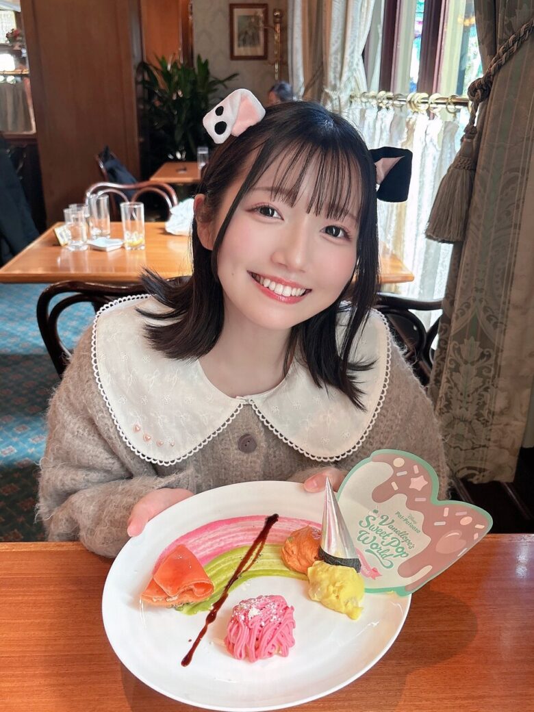 【画像14枚】ロリ巨乳声優さん、お胸が強調されてなくても十分すぎるほど魅力的だった…