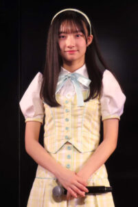 【朗報】白鳥沙怜ちゃんの谷間！