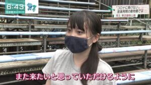 【画像】インタビューを受けるおっぱい