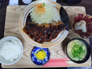 【画像】このトンカツ、メッチャ美味そう！！