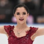 【画像6枚】メドヴェージェワちゃん、セーラームーンのコスプレで登場!