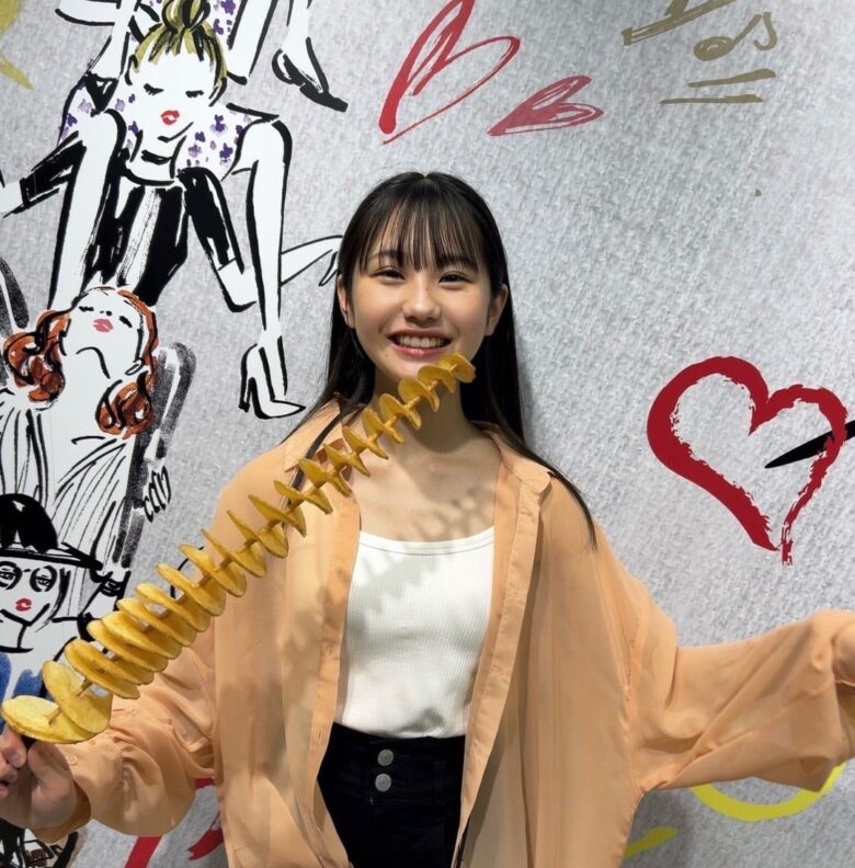 【画像】最新の土居楓奏ちゃんが横山玲奈ちゃんに少し似て来たよ